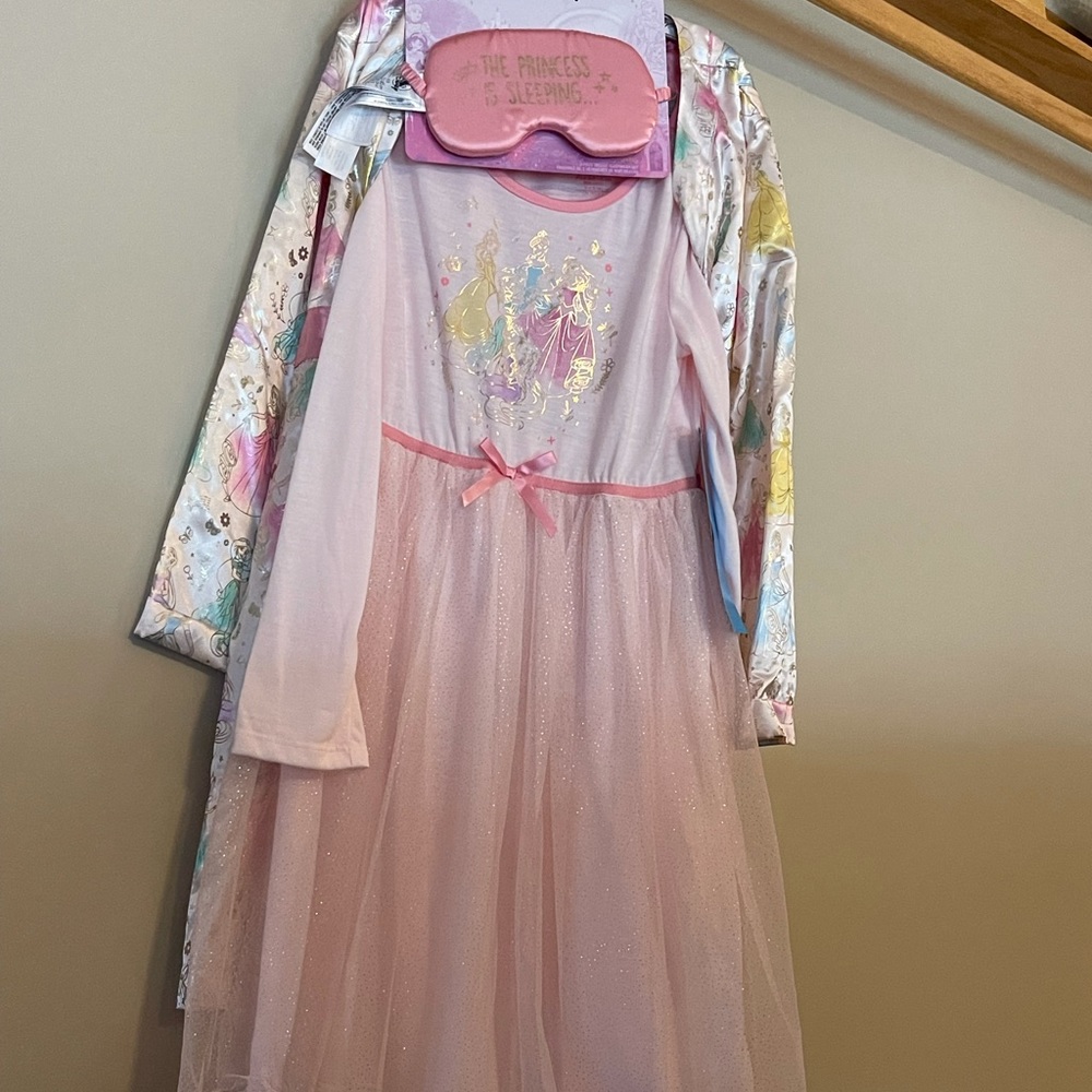 Disney Store Princess Fancy Pajama/Robe Set